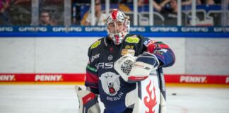Eisbären Berlin verlieren gegen Köln nach Penaltyschießen Torhüter Jonas Stettmer konnte die Heimniederlage der Eisbären Berlin gegen Köln nicht verhindern. (Archiv)