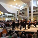 Berliner Sparfüchse: Gratis im Dezember Lunchkonzert in der Philharmonie. Bild: IMAGO / stock&people