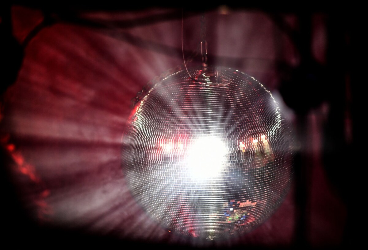 Diskokugel Für die «Renate» gibt es nun doch eine Zukunft.