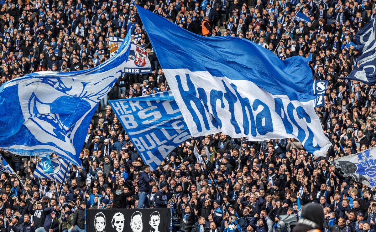 Hertha BSC - 1. FC Magdeburg Im Fanbereich der Hertha kam es zu dem Notfall.