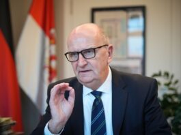 Brandenburgs Ministerpräsident Dietmar Woidke (SPD) schickt eine klare Botschaft an den zerstrittenen Koalitionspartner BSW. (Archivbild)