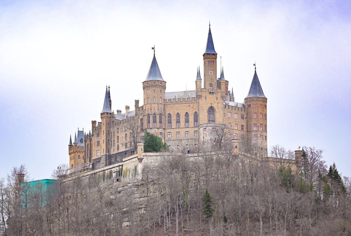 Burg Hohenzollern Die Burg Hohenzollern gehört bald ganz Prinz Georg Friedrich von Preußen. (Archivbild)
