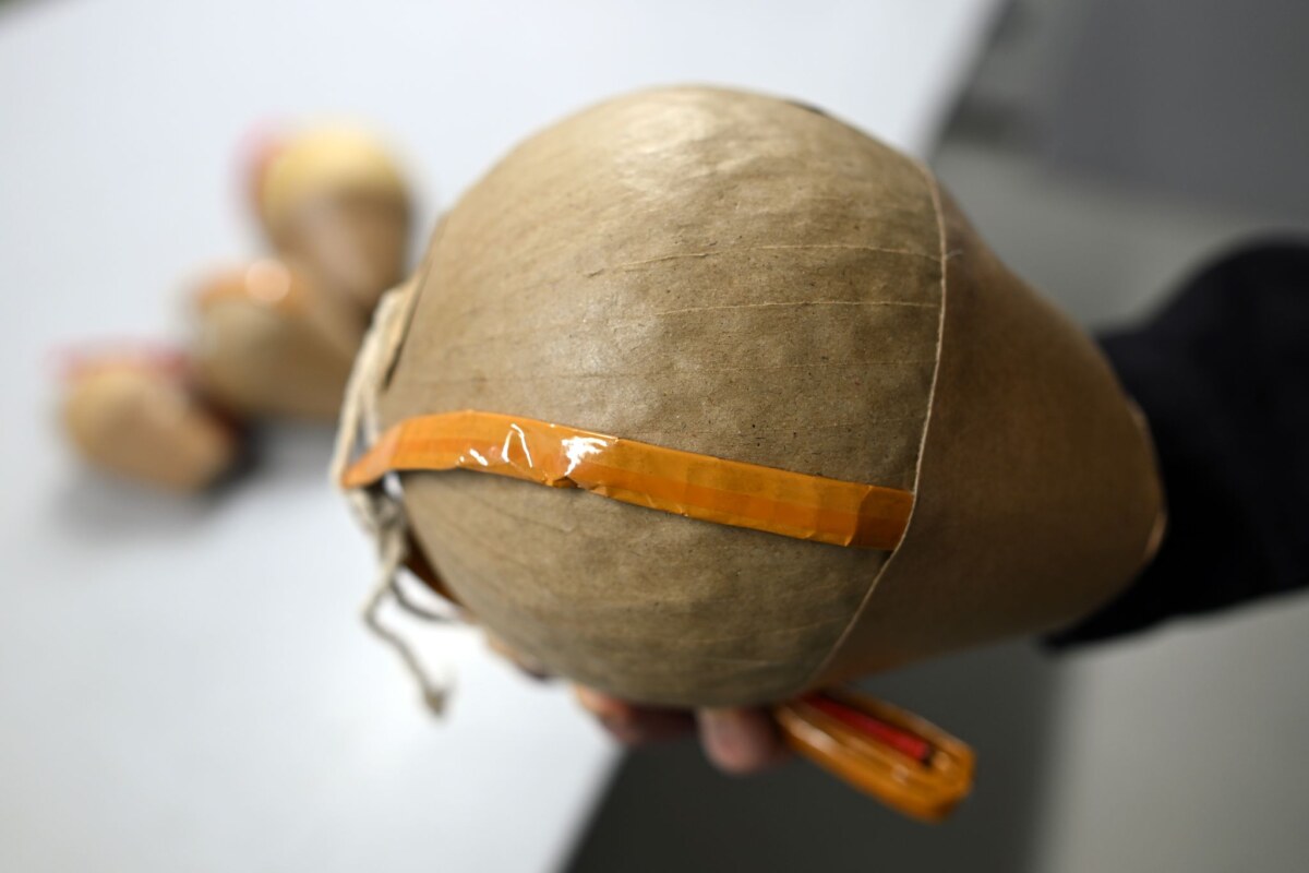 Kugelbombe So kann eine Kugelbombe aussehen, die in Deutschland ohne besondere Erlaubnis tabu ist und schwere Verletzungen verursachen kann. (Symbolbild)