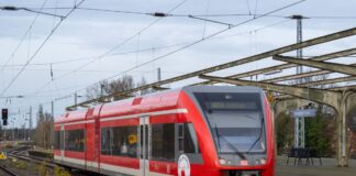 Kulturzug fährt ein letztes Mal zwischen Berlin und Breslau Fährt heute zum letzten Mal: Der sogenannte Kulturzug zwischen Berlin und Breslau. (Archivbild)