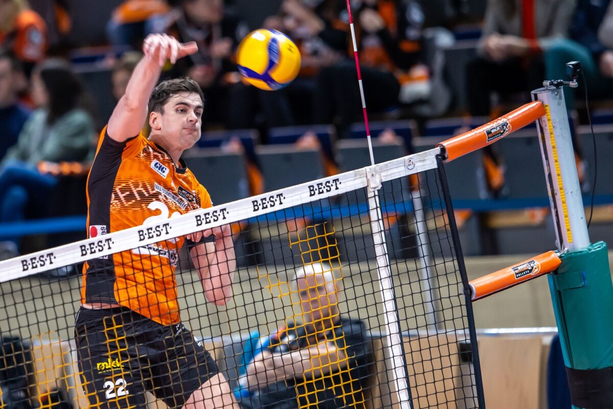 Jake Hanes von der BR Volleys Jake Hanes setzte die Unterhachinger kontinuierlich unter Druck.(Archivbild)