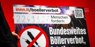 Die Gewerkschaft der Polizei Berlin hat eine Petition für ein Böllerverbot an den Vorsitzenden der Innenministerkonferenz Ulrich Mäurer (SPD) übergeben.