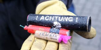 Unfallkrankenhaus warnt Schüler vor Feuerwerks-Gefahren Mit einem Präventionsprojekt in Berlin sollen Kinder vor gefährlichen Böllern gewarnt werden.