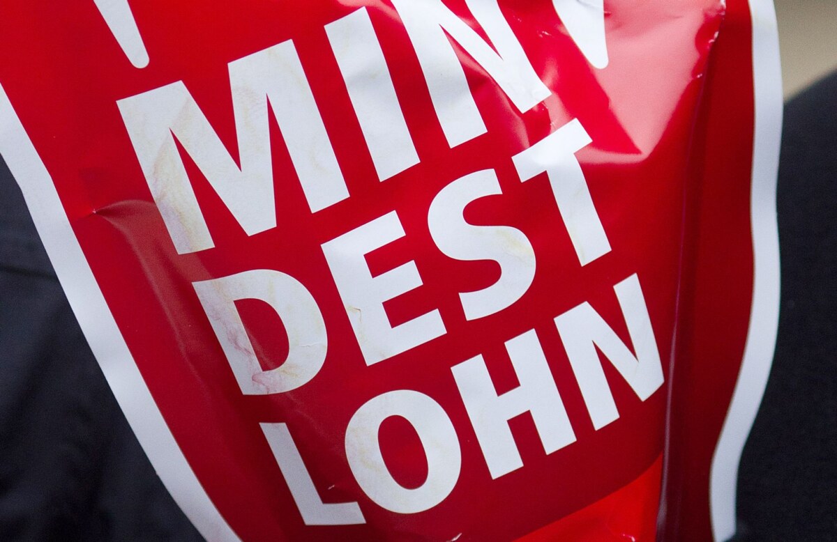 Mindestlohn Am 1. Januar steigt der Mindestlohn auf 13,90 Euro. (Archivbild)