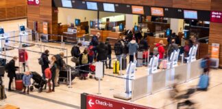 1,1 Millionen Weihnachts-Reisende am BER erwartet Am Flughafen BER werden über die Weihnachtstage rund 1,1 Millionen Reisende erwartet. (Archvbild)