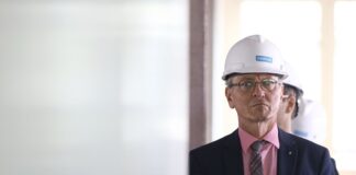 Berlin verfehlt Wohnungsbauziel auch 2025 Der SPD-Politiker Christian Gaebler (SPD) ist seit 2023 Bausenator in Berlin. (Archivbild)