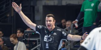 «Wir sind zerstört»: THW-Coach mit harter Schiri-Kritik THW-Coach Filip Jicha kritisiert die Schiedsrichterleistung massiv.