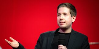 Noch ein neuer Job: Kevin Kühnert steigt bei Talkformat ein Kühnert tritt wieder stärker ins Rampenlicht. (Archivbild)