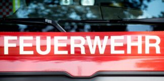 Lkw fängt Feuer auf A10 Richtung Magdeburg Bei dem Unfallgeschehen ist laut den Angaben niemand verletzt worden. (Symbolbild)