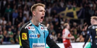 Füchse Berlin gewinnen gegen Göppingen und binden DHB-Profis Füchse-Torhüter Lasse Ludwig überzeugt im letzten Heimspiel des Jahres. (Archivbild)