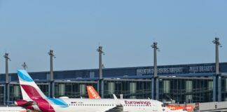 Eurowings baut Angebot am Flughafen BER aus Die Lufthansa-Tochter Eurowings stationiert am BER künftig neun Flugzeuge, zwei mehr als bisher. (Archivbild)