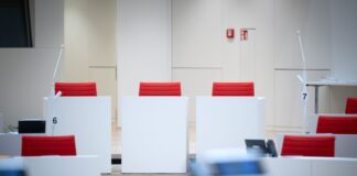 Landtag will Gruppe von drei Ex-BSW-Politikern prüfen Der Landtag prüft, ob drei ehemalige BSW-Abgeordnete eine Gruppe bilden können.