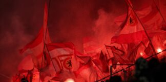 Fans zünden Pyro: Hohe Geldstrafen für Union Union wurde unter anderem für Vorfälle beim Spiel in Hamburg bestraft. (Archivbild)