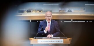 Wegner gibt Regierungserklärung zu Stromausfall ab Nach der Regierungserklärung von Kai Wegner (CDU) im Abgeordnetenhaus wird eine kontroverse Debatte erwartet. (Archivbild)