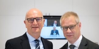 Woidke nach Brandanschlag: Kein Platz für Extremismus Brandenburgs Ministerpräsident Dietmar Woidke (SPD) äußert sich zum mutmaßlichen Brandanschlag auf das Grundstück des Antisemitismusbeauftragten Andreas Büttner (Archivbild).