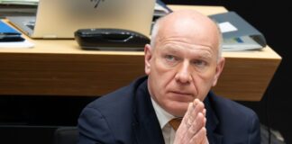 Wegner sieht Expo-Flächen in Brandenburg Für Berlins Regierungschef Kai Wegner (CDU) hat eine Olympia-Bewerbung Priorität vor einer Bewerbung um die Expo 2035.