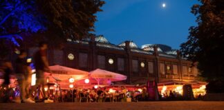 Giffey: Gastronomie soll draußen bald länger öffnen dürfen Womöglich dürfen schon im Sommer 2026 Gastro-Betriebe in Berlin ihre Gäste länger draußen bewirten. (Symbolbild)