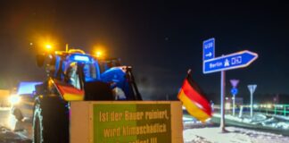 Früh/ Bauern blockieren Berliner Ring – Staus erwartet Es ist nicht der erste Protest auf der Autobahn. (Archivbild)