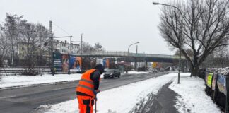 Schnee und Glätte haben Brandenburg im Griff In Berlin und Brandenburg werden mehrere Zentimeter neuer Schnee erwartet.