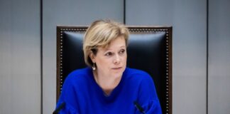 Parlamentspräsidentin Cornelia Seibeld fordert Solidarität mit den Menschen im Iran. (Archivbild)