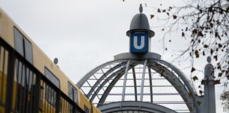 Viermonatige Unterbrechung auf U1 und U3 wegen Bauarbeiten Wegen Bauarbeiten am Bahnhof Nollendorfplatz kommt es auf mehreren U-Bahnlinien über Monate zu Einschränkungen. (Archivbild)