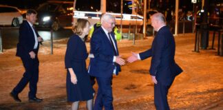 Wegner lädt zum Dinner für Steinmeier ins Rote Rathaus Kai Wegner hat Frank-Walter Steinmeier und seine Frau Elke Büdenbender ins Rote Rathaus eingeladen.