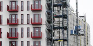 An der Landsberger Allee in Lichtenberg entstehen derzeit 1.548 Sozialwohnungen. (Symbolbild)