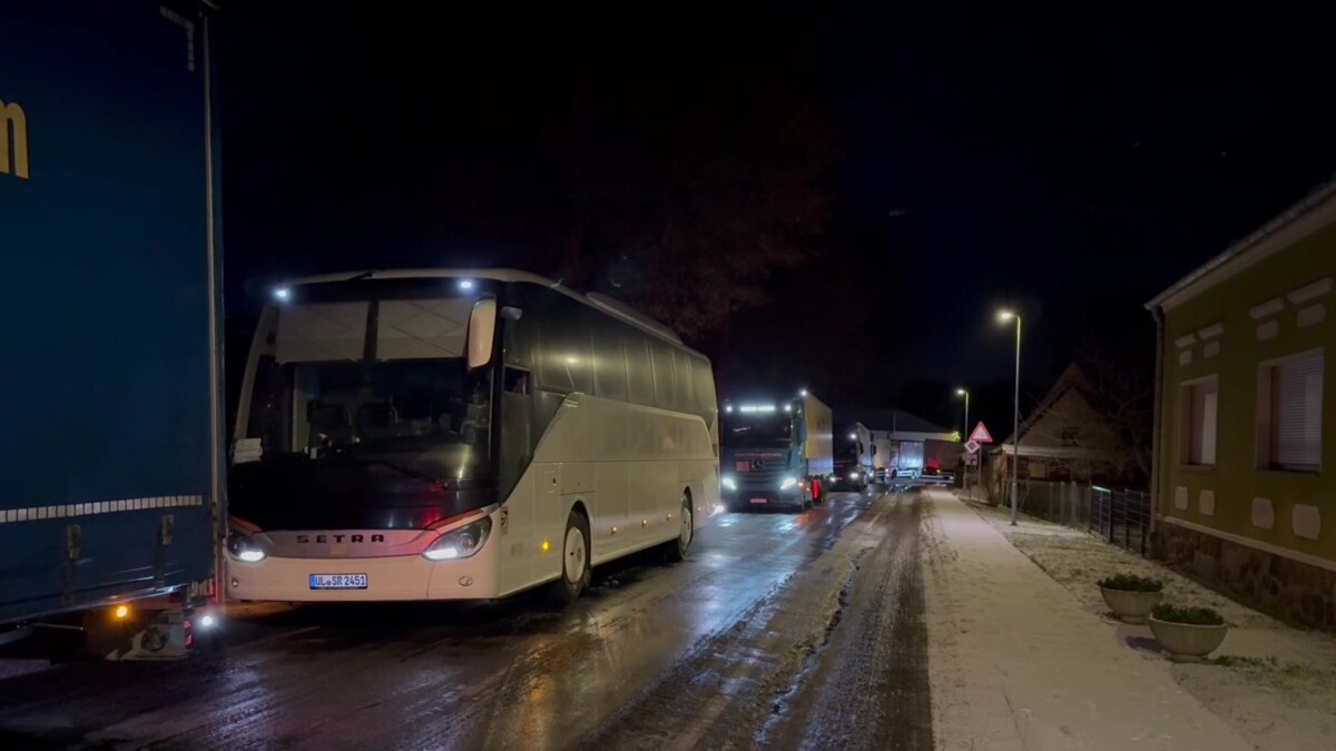 Unfall legt A9 lahm Auch auf der Umleitungsstrecke zwischen Rabenstein/Fläming und Berlin staut es sich.