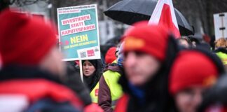 Warnstreik im öffentlichen Dienst geht weiter Beschäftigte der Länder gehen auf die Straße: Gewerkschaften rufen für Donnerstag zu Warnstreiks in Berlin und Brandenburg auf.
