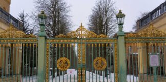 Preußische Schlösser wegen Glatteisgefahr geschlossen Auf Grund der Witterungsverhältnisse hat die Stiftung Preußische Schlösser und Gärten Berlin-Brandenburg die Parks und Gärten geschlossen. (Archivbild)