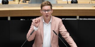 Der Innenpolitikexperte der grünen Fraktion im Abgeordnetenhaus, Vasili Franco, fordert Verbesserungen beim Katastrophenschutz in Berlin. (Archivbild)