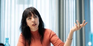 Linke fordern ein Landesjugendparlament Linke-Spitzenkandidatin Elif Eralp setzt sich für mehr Mitsprachemöglichkeiten von Jugendlichen ein. (Archivbild)