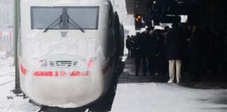 Schnee und Eis: Fernverkehr läuft größtenteils wieder Im Nordosten gab es noch Probleme.
