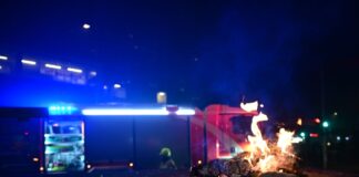 Keller in Neukölln brennen – 100 Feuerwehrleute im Einsatz Hunderte Einsätze fährt die Berliner Feuerwehr in den Stunden nach Mitternacht.