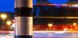 Rund 118,9 Millionen Euro Bußgeld von Verkehrssündern Deutlich zugenommen hat mit 977.664 Fällen die Zahl der registrierten Geschwindigkeitsverstöße. (Symbolbild)