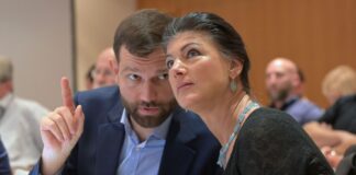 BSW will SPD kein Treuebekenntnis zur Koalition abgeben Brandenburgs BSW-Landesgeschäftsführer Stefan Roth äußert sich zur Forderung der SPD einem Treuebekenntnis zur Koalition (Archivbild).