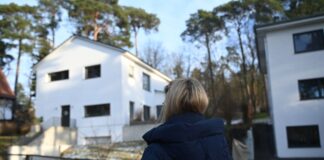 Prozesstermin um Grundstück in Rangsdorf abgesagt Die Familie kämpft weiterhin um ihr Grundstück in Rangsdorf. (Archivbild)