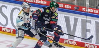 Viel Vorfreude vor Freiluft-Ostduell Eislöwen gegen Eisbären Der Dresdner Emil Johansson (l), der gegen den Berliner Yannick Veilleux (r) um den Puck kämpft, trifft im DEL-Winter-Game am Samstag erneut seinen Gegner. (Archivbild)