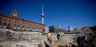 Studiengang-Aus? Deutschland könnten Grabungsexperten fehlen Am Berliner Molkenmarkt sollen Wohnungen entstehen. Doch bis dahin haben Archäologen noch viel zu tun. (Archivbild)