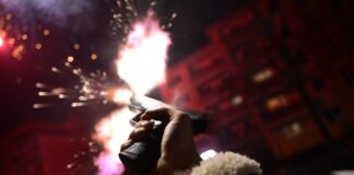 Silvester: Verdächtige meist männlich, viele Jugendliche Unter den 725 Verdächtigen der Silvesternacht waren auch zahlreiche Jugendliche. (Archivbild)