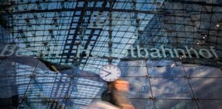 Großeinsatz gegen Gewalt an Berliner Bahnhöfen Auch am Hauptbahnhof will die Polizei ab Freitag verstärkt unterwegs sein. (Archivbild)