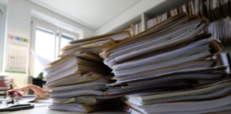 Wie eine neue KI Behördensprache für Bürger übersetzen soll Das KI-unterstützte Programm soll für mehr Verständlichkeit sorgen. (Symbolbild)