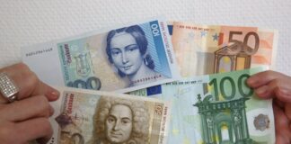Auch in Berlin und Brandenburg werden nach wie vor jedes Jahr mehrere Millionen D-Mark bei der Bundesbank in Euro umgetauscht. (Archivbild)