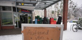 Zehntausende in Berlin ohne Strom und Heizung Auch Supermärkte haben wegen des Stromausfalls im Südwesten geschlossen.