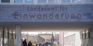 «Drecksloch» Landesamt? – Gewerkschaft schlägt Alarm Das Landesamt für Einwanderung in Berlin-Moabit steht wegen unzureichender Reinigung etwa der Toiletten in der Kritik. (Archivbild)