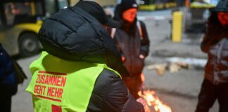 Am Mittwoch Warnstreiks in Kitas, Schulen und Behörden Mit erneuten Warnstreiks will Verdi den Druck auf die öffentlichen Arbeitgeber erhöhen. (Archivbild)